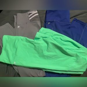 3 Pair Fabletics Motion 360 full length leggings Medium